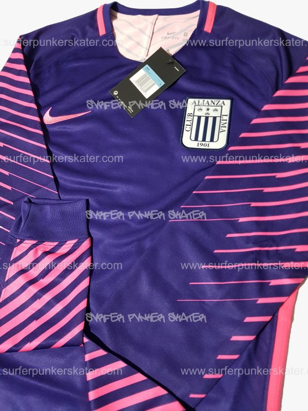 Camiseta de Leao Butrón en Alianza Lima del año 2017