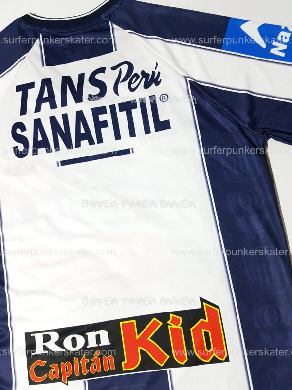 Camiseta de Alianza Lima del año 2002 con sponsors TIM y Nazaro