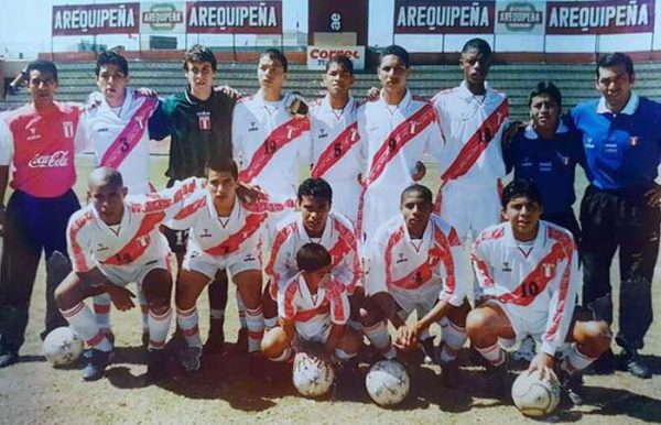 2001 - Camiseta Selección Peruana Copa América Colombia 2001 - Imagen 8