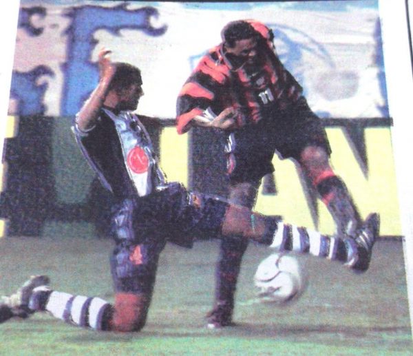 2000 - Camiseta Oficial Alianza Lima Copa Libertadores - Imagen 10