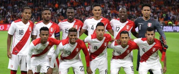 2018 – Camiseta Selección Peruana Oficial Partidos Amistosos - Imagen 12