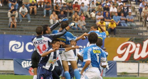 2002 - Camiseta Oficial Alianza Lima II - Imagen 5
