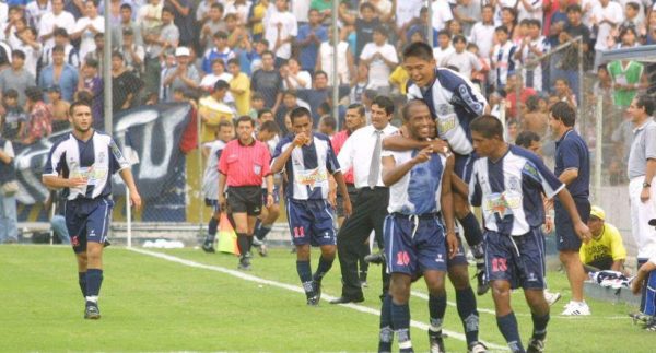 2002 - Camiseta Oficial Alianza Lima II - Imagen 6