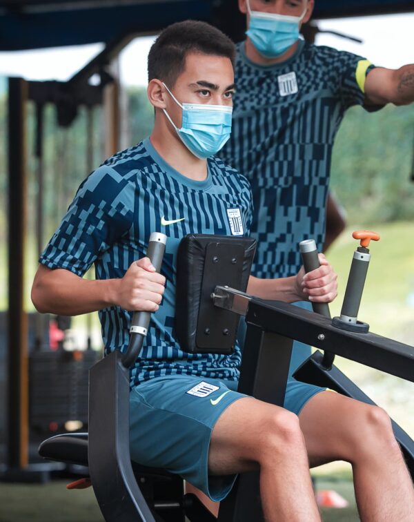 2022 – Camiseta Alianza Lima Entrenamiento - Imagen 2