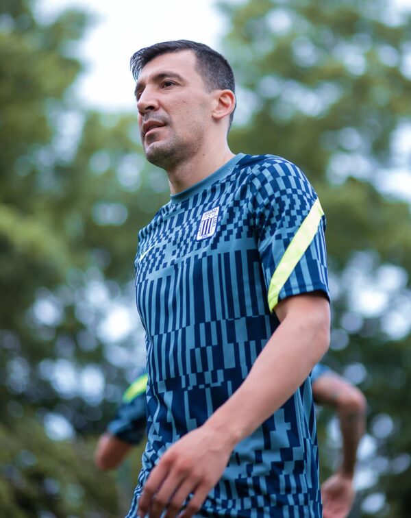 2022 – Camiseta Alianza Lima Entrenamiento - Imagen 5