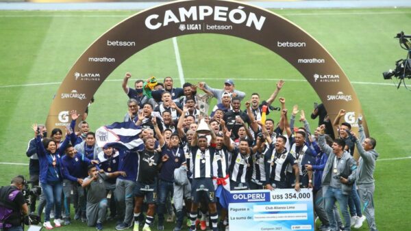 2021 – Camiseta Alianza Lima Campeón Nacional Oficial (Sin Sponsors) - Imagen 8