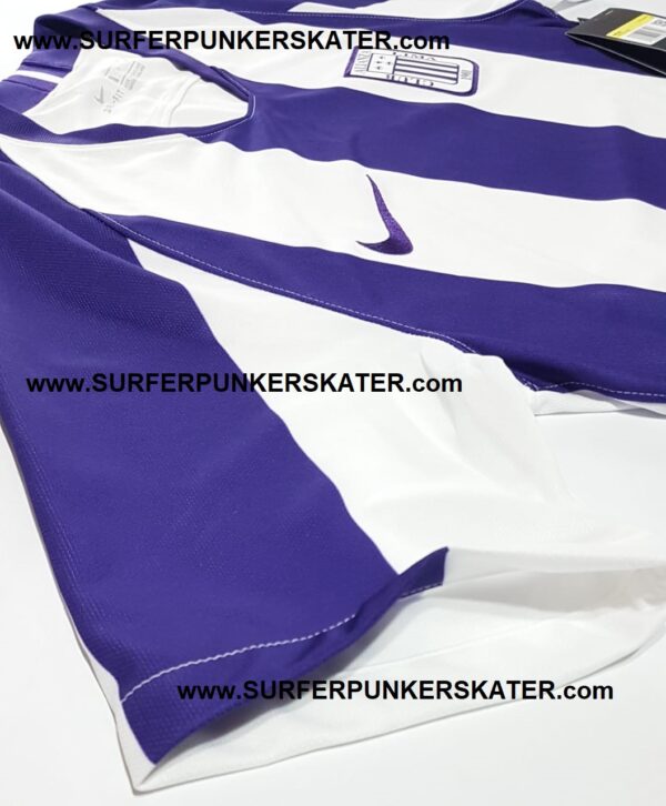 2020 – Camiseta Oficial Alianza Lima Morada Sin Sponsor - Imagen 6