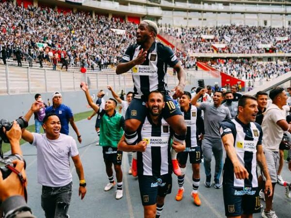 2021 - Short Oficial Alianza Lima - Imagen 9