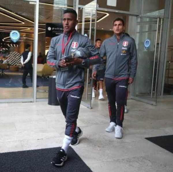 2022 - Selección Peruana Buzo Clasificatorias Qatar 2022 (Pantalon + Casaca) - Imagen 11