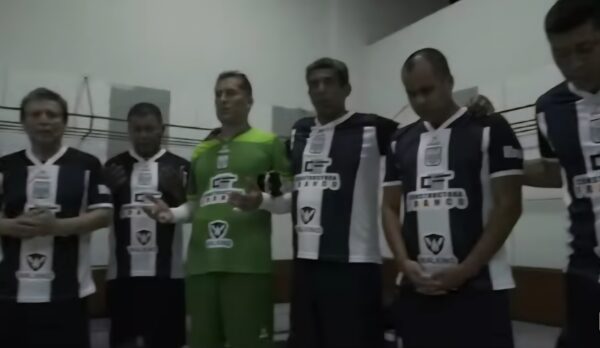 2022 - Camiseta Alianza Lima Fan Fest Blanquiazul Iquitos - Imagen 6